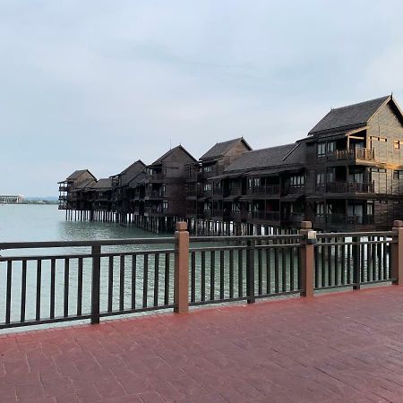 Langkawi Lagoon Resort Water Chalet Pantai Cenang  Exterior foto