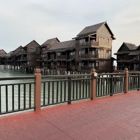 Langkawi Lagoon Resort Water Chalet Pantai Cenang  Exterior foto