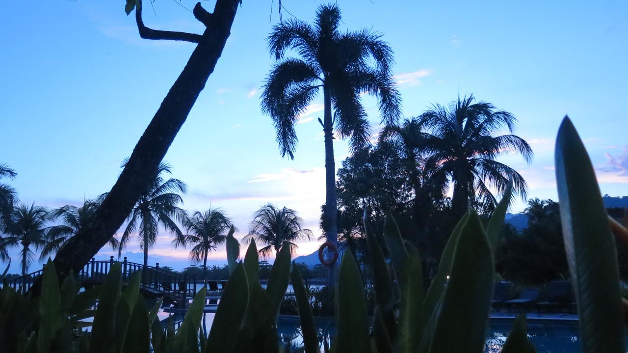 Langkawi Lagoon Resort Water Chalet Pantai Cenang  Exterior foto