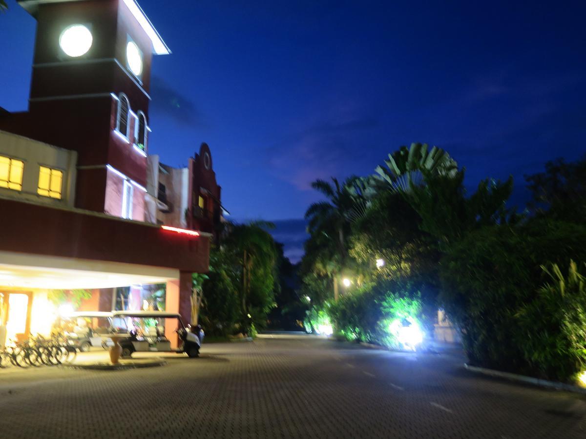 Langkawi Lagoon Resort Water Chalet Pantai Cenang  Exterior foto